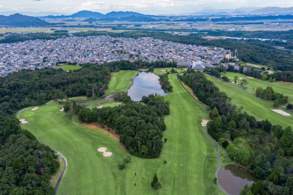 名神竜王カントリー倶楽部